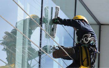 glass cleaning services in faridabad