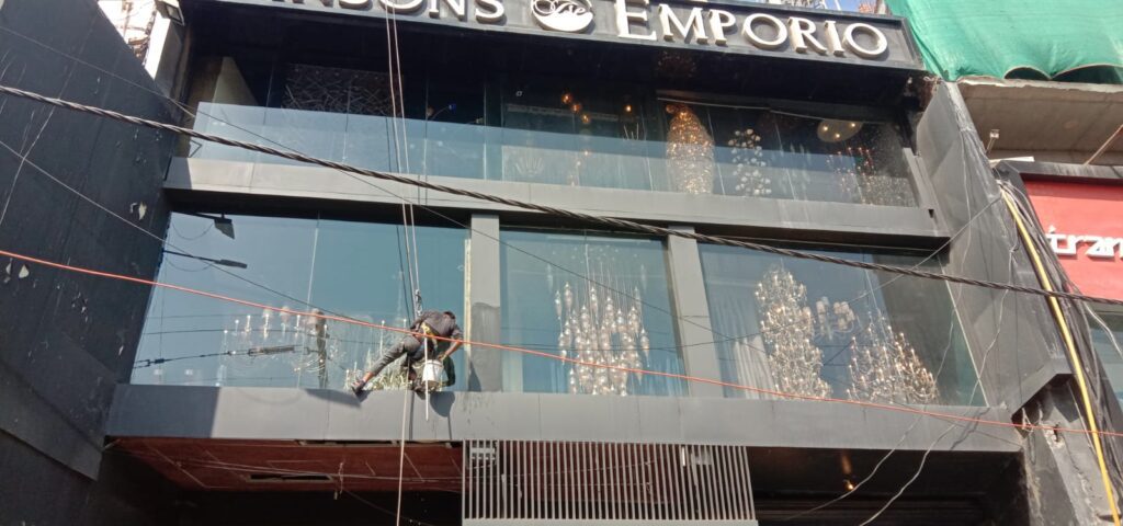 facade cleaning services in Mumbai