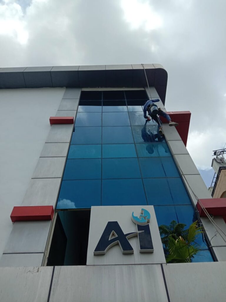 facade cleaning services in noida, gugaon