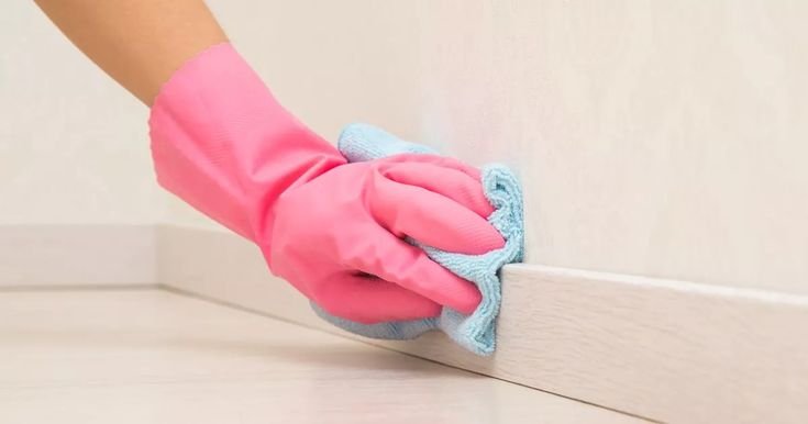 Baseboard Skirting Board Cleaning