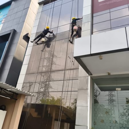 Facade cleaning services in Gurgaon 35 WhatsApp Image 2025-10-17 at 11.17.31 AM (2)