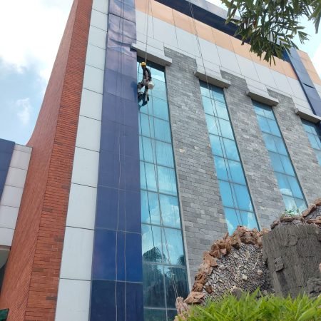 Facade cleaning services in Gurgaon 33 WhatsApp Image 2025-10-17 at 11.17.32 AM (1)